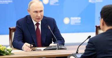 Putin Declares No Point in Meeting Zelenskyy Amid Ukraine Conflict