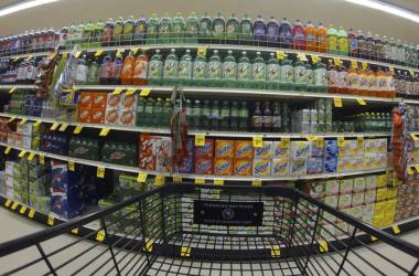 The Complex Science of Diet Sodas and Tips to Break the Habit