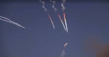 U.S. Threatens Iran with Heavy Strikes Amid Rising Tensions and Sanctions